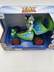 Jada Toys – Disney – Pixar – Toy Story 4 Buzz Lightyear Turbo Buggy 1:24 Radio C