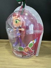 DC Comics Teen Titans GO! Twisty Titans Starfire Flexible 6″ Action Figure Toy