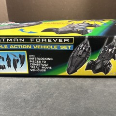 1996 BATMAN FOREVER BATMOBILE TRIPLE ACTION VEHICLE SET NEW SEALED BATWING KENNE
