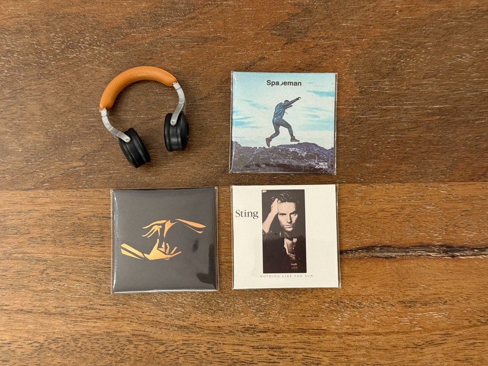 ZURU Mini Brands Really Works Vinyl Series 1 | Lot of 3 + Accessory