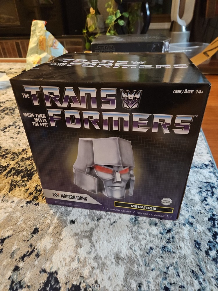 Modern Icons Transformers Gamestop Exclusive 1:1 Replica Megatron Helmet SEALED