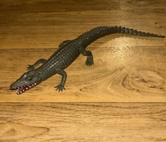 Alligator Crocodile Plastic Rubber Figure Fun Stuff Inc. 12″ Long