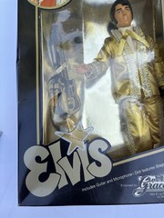 Elvis Presley Graceland 12 in Action Figure w/ Guitar Mic 1984 with souvenir cup