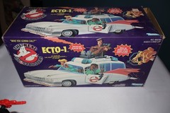 VTG 1984 Real Ghostbusters ORIGINAL Ecto-1 Vehicle 80s w box 100% Complete 7 fig