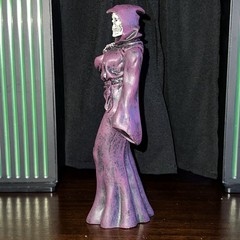 Marvel Diamond Select Lady Death Figure