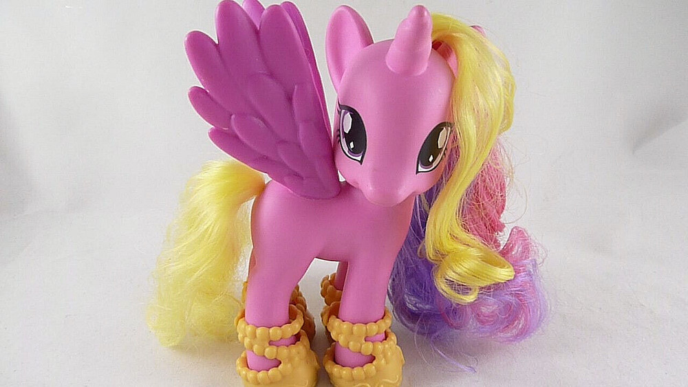 My Little Pony Princess Cadance in pretty yellow shoes. 6″ Tall Hot pink