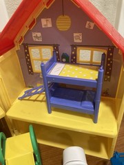 2003 Peppa Pig Figure Lot House Carry Case 75+ Figures 5 Cars Furniture Bundle