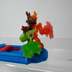 Akedo Burndown Figure Ultimate Arcade Warriors Powerstorm Toy with Controller