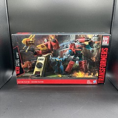 Transformers Platinum Edition Autobot Intel Ops G1 Blaster Perceptor Reissue New
