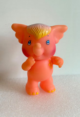 Vintage SOMA Wonderzoo Rainbow Love Pets Pink Elephant Glo Friends Fakie 1985