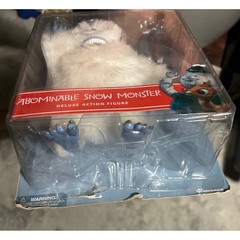 Playing Mantis Rudolph Abominable Snow Monster Bumble Deluxe Action Figure As Is