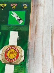 Bandai Mighty Morphin Power Rangers Gloves Yellow Ranger 1994 Sound Effects 2 J4