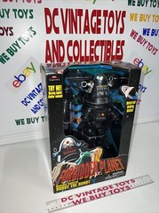 Vintage Trendmasters Forbidden Planet 1999 Remote Control Robby the Robot NEW