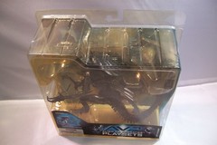 ALIEN VS PREDATOR: ALIEN QUEEN W/ BASE PLAY SETS DELUXE ACTION FIGURE AVP NEW