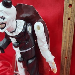 Terrifier Art the Clown Giant 12″ Figure – Trick or Treat Studios- Broken Arm