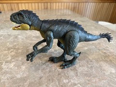 Jurassic World Camp Cretaceous SCORPIOS REX Dino Escape – Slash ‘N Battle Figure