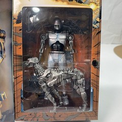 New In Box NECA Robocop Vs Terminator Endocop & Terminator Dog