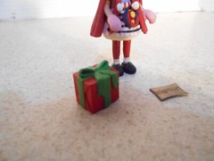 Cindy Lou Who Movie Action Figure Dr. Suess Grinch w Package & envelope Carey