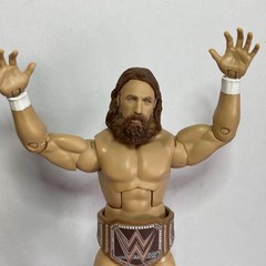 WWE Elite Series 73 Daniel Bryan w/title LOOSE