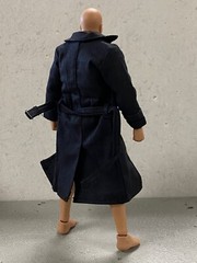 PB-LTC2-BLK: 1/12 Black Fabric Wired Trench Coat for 6″ action figure body