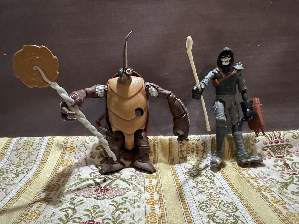 Teenage Mutant Ninja Turtles Casey Jones Cockroach Terminator Figure LOT