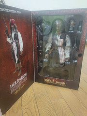 Hot Toys MMS42 Jack Sparrow Pirates Of The Caribbean At Worlds End 1/6 Figure