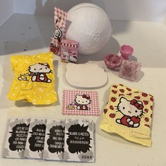 LOT of 2 NEW Miniverse Hello Kitty Balls Make It Food Sanrio & Display