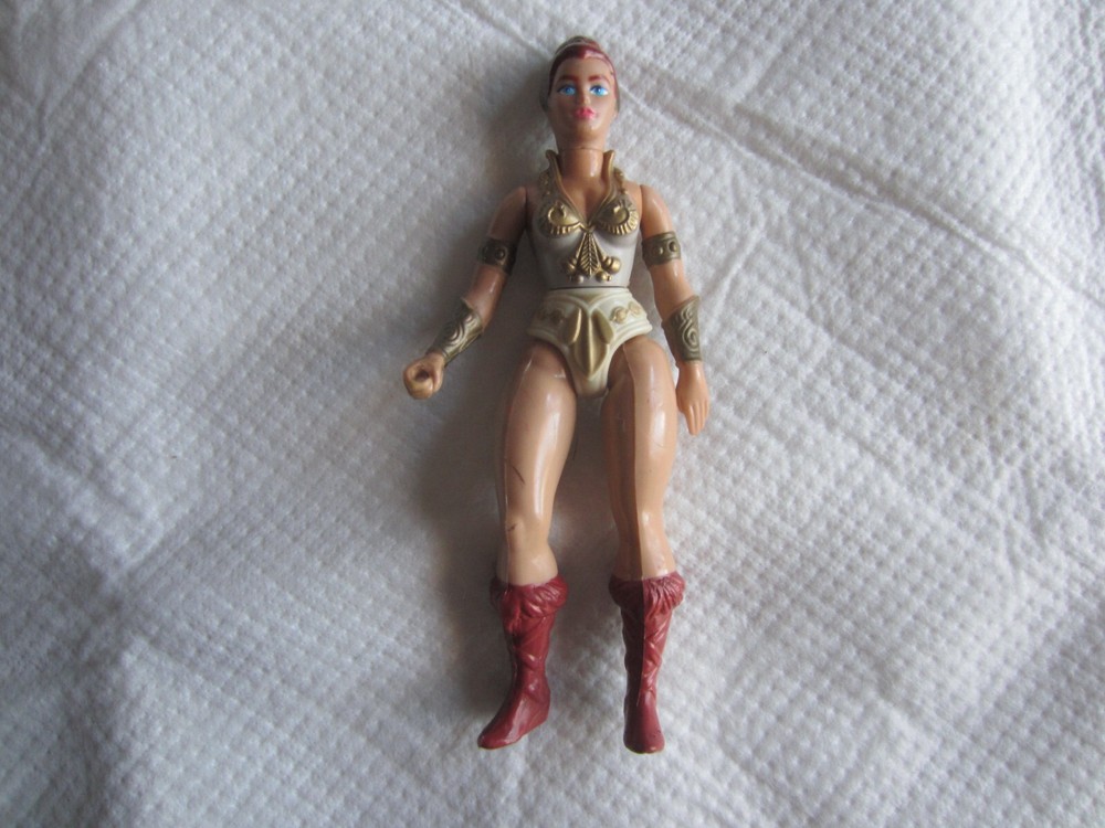 2020 Mattel Masters of the Universe: Teela