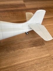 1:18 scale F-4F Wildcat Model Kit-Disassembled and Unpainted
