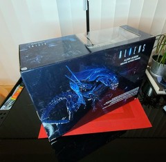 Aliens Xenomorph Alien Queen Ultra Deluxe Quarter Scale Action Figure