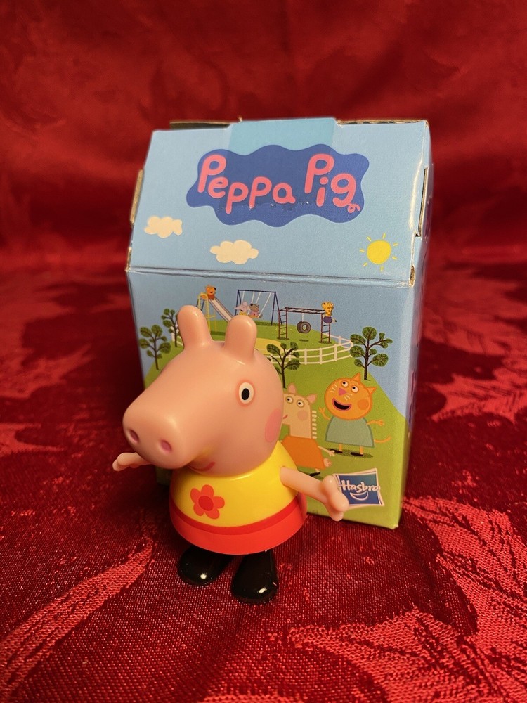 Peppa Pig’s Favorite Places Surprise Box 2.5” Peppa Pig New Out Of Box