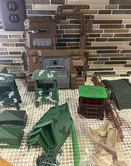 Lot G.I. Joe Dino Command Jungle Lookout Bivouac Net Signs Barriers Fort