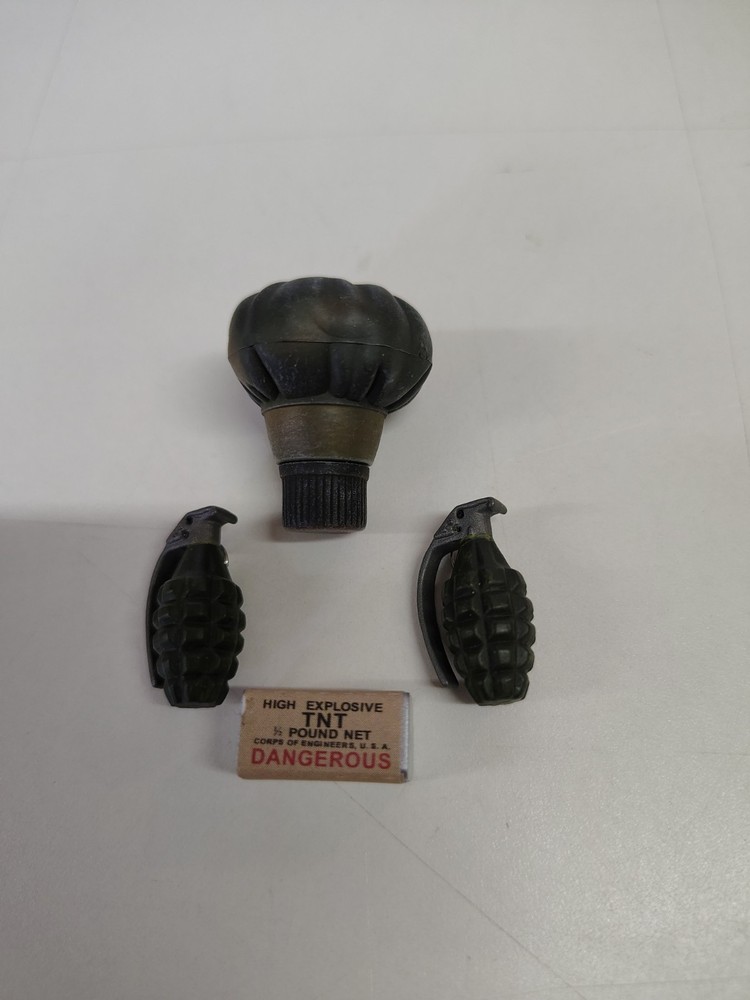 Military Figure Accessories Ordinances, Gammon Bomb, Pineapple Grenades, TNT….