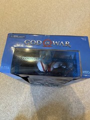 NECA God of War Kratos 18 Inch Adjustable Action Figure w/ Axe Shield Dagger