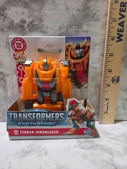 Transformers Earthspark Smash to Change Terran Twitch Terran Jawbreaker