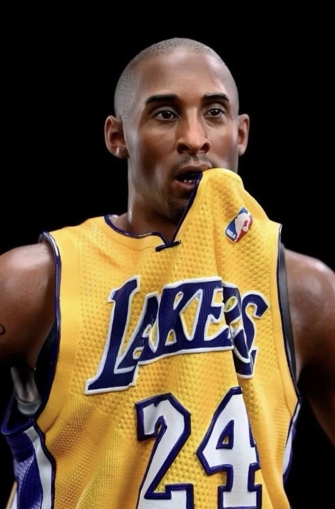 Kobe figure