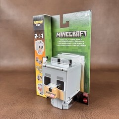 Minecraft Flippin’ Figs 2 in 1 Tamed Wolf + Hostile Wolf Ages 6+ Transforms