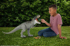 Mattel Jurassic World Rebirth T-Rex Tyrannosaurus Super Colossal action figure