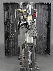 Transformers Netflix Nemesis Prime READ Hasbro WFC Spoiler Pack Generations