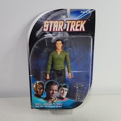 CAPT. JAMES T. KIRK – Star Trek: The Original Series 2009 Vintage Figure BNIB