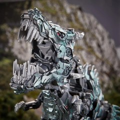 Hasbro Transformers Studio Series Age of Extinction Titan Class Grimlock