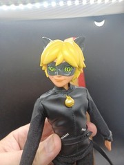 Playmates Miraculous: Tales of Ladybug and Cat Noir 2020 Cat Noir Figure 11.5″