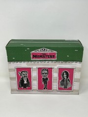 NECA Rob Zombie’The Munsters – Stylized Figures – Little Big Head 3-Pack