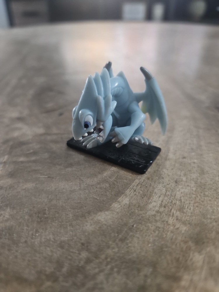Yu-Gi-Oh! Kazuki Takahashi 1996 Mini Figure — Blue Eyes White Dragon FREE SHIP
