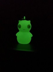 NO BOX Bob’s Burgers Clip Kuchi Kopi Glow In The Dark Keychain Figure Toy 1.75″