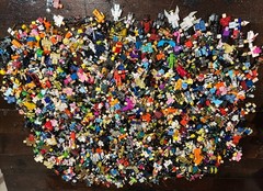 LOT OF 20+LBS OF ROBLOX FIGURES PARTS & PIECES