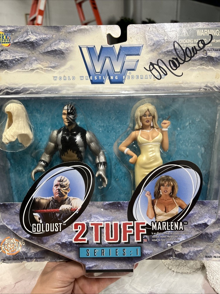 1998 WWF WWE Wrestling Goldust & Marlena 2 Tuff Series 1 SIGNED READ!! Jakks