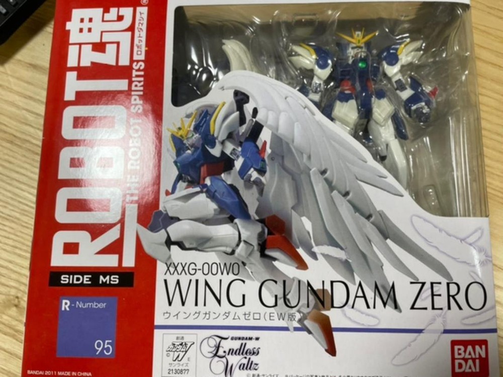 Robot Spirits SIDE MS Gundam W Wing Gundam Zero Figure EW ver. Bandai Japan Toy