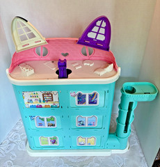 Gabby’s Dollhouse Purrfect Playset 2FT Tall Figures Cats Accessories Works