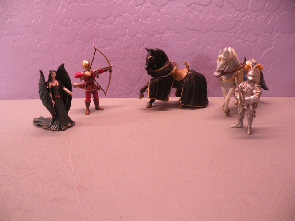 Schleich Dark Shadow Elfen Elf OPHIRA Horses Knight Archer